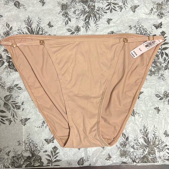 LOVE CLOUD ☁️ Adjustable String Bikini Panty‎ - Picture 6 of 7